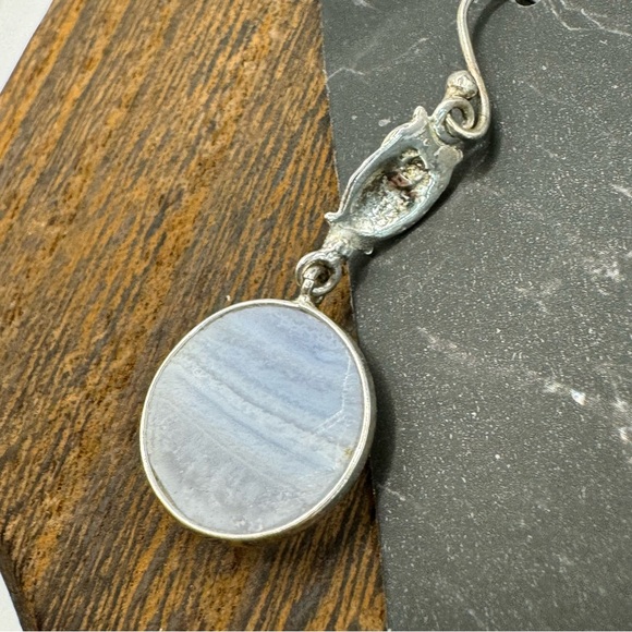 Sterling silver owl and white bezel set agate stone dangle earrings - Picture 3 of 6